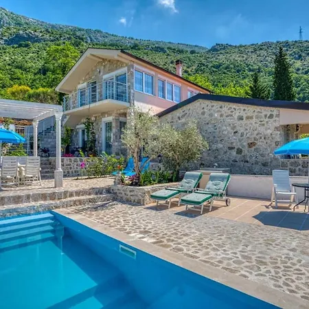 Adriatic Paradise Villa