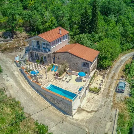 Villa Adriatic Paradise *